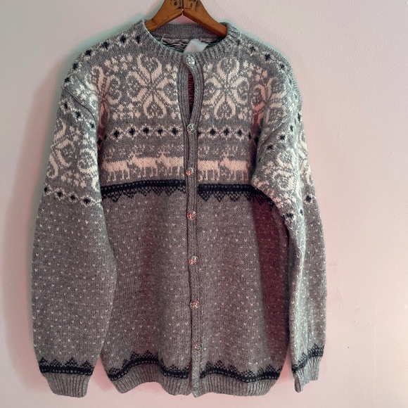vintage Sweaters - Vintage Fairisle Gray Navy Wool Cardigan Sweater Womens Deer Nordic Cabincore